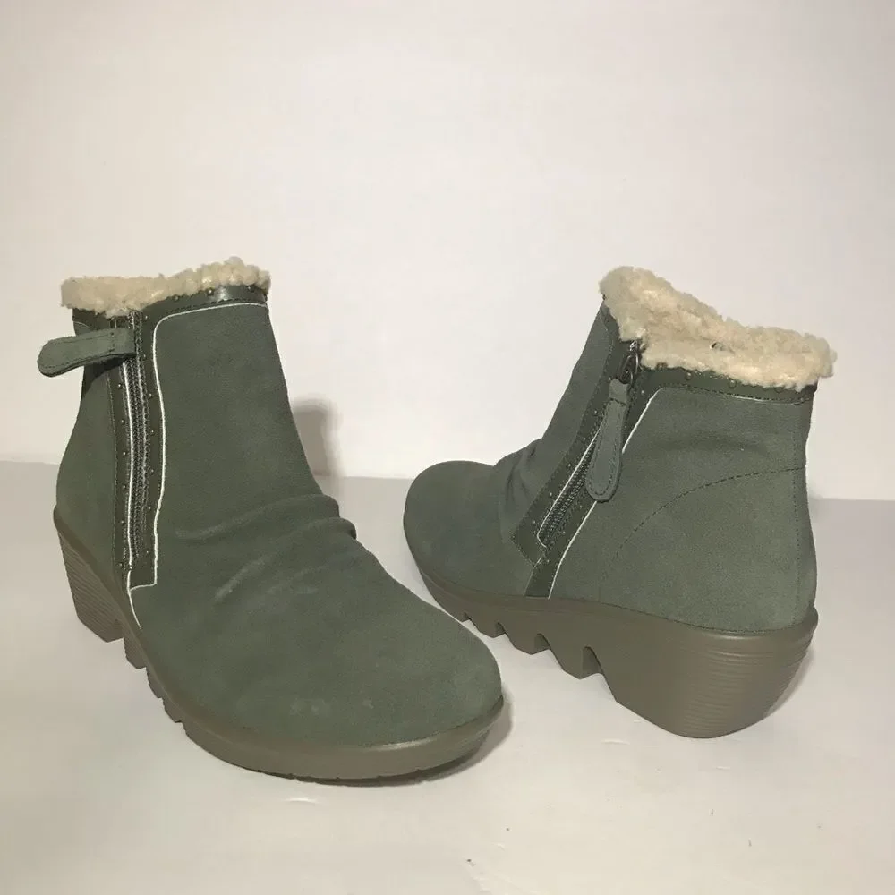 Skechers Jumper Studded Sherpa Trim Bootie